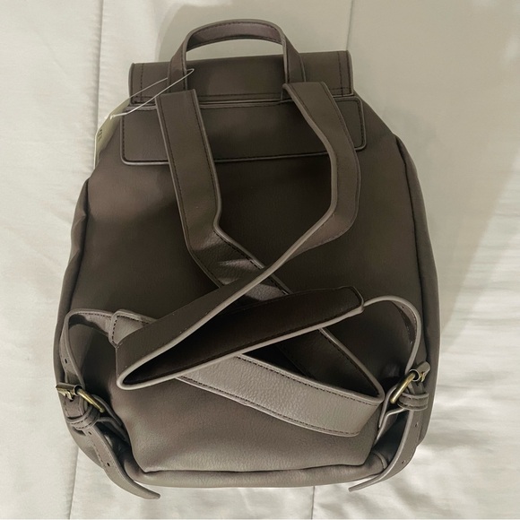 🤎 a.n.a Backpack - Picture 3 of 10